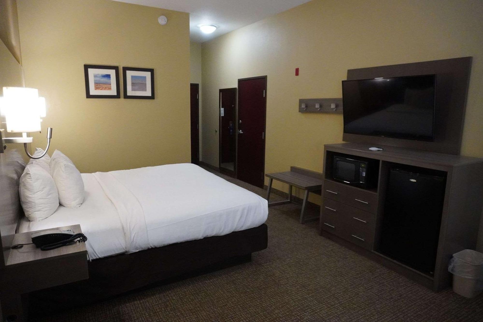 Comfort Inn & Suites Monahans I-20 Екстериор снимка