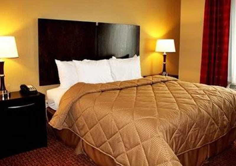 Comfort Inn & Suites Monahans I-20 Екстериор снимка